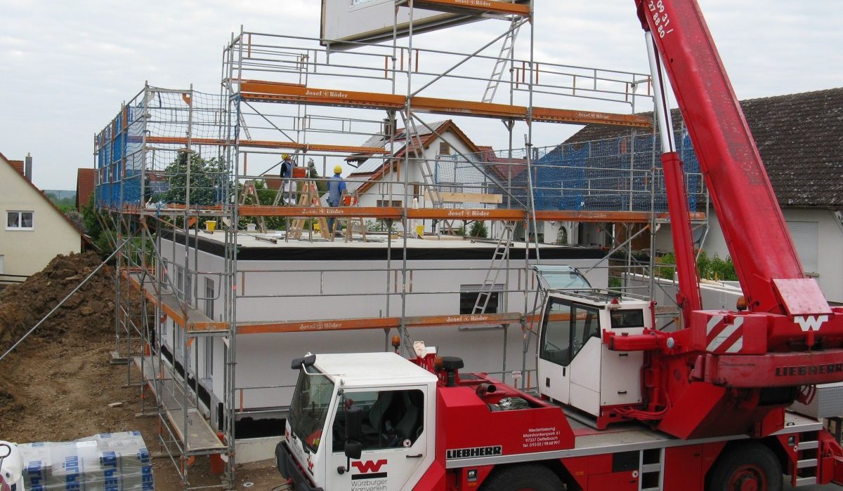 How to Choose a Rolling Scaffold